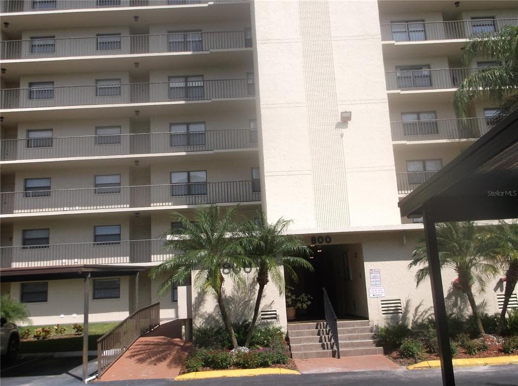 800 COVE CAY DRIVE UNIT 6C CLEARWATER, FL 33760