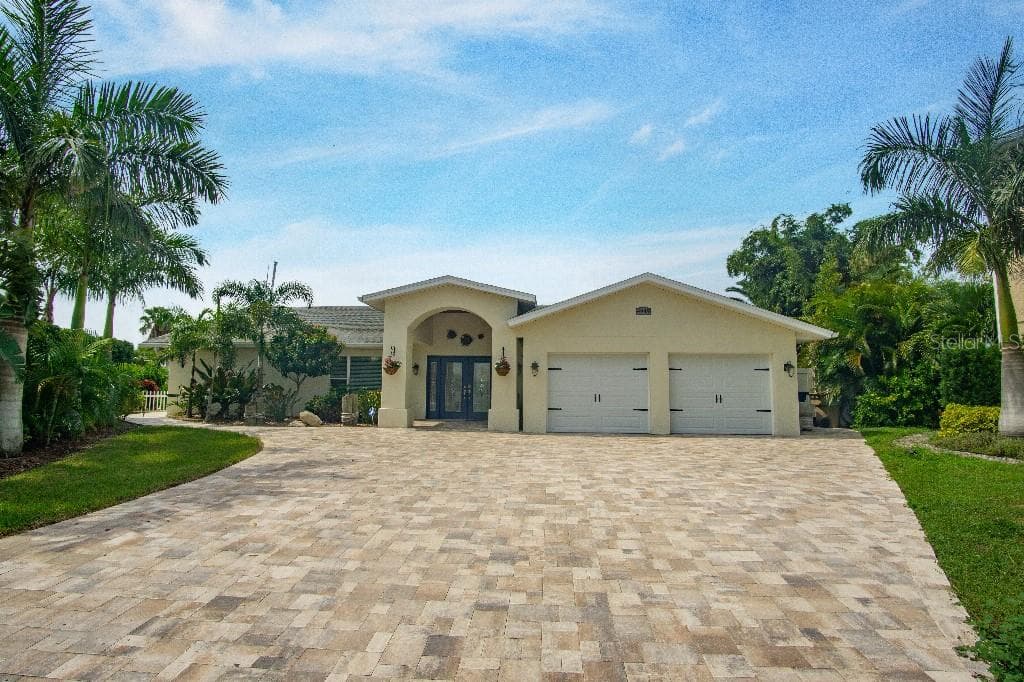 4949 CABRILLA COURT NEW PORT RICHEY, FL 34652