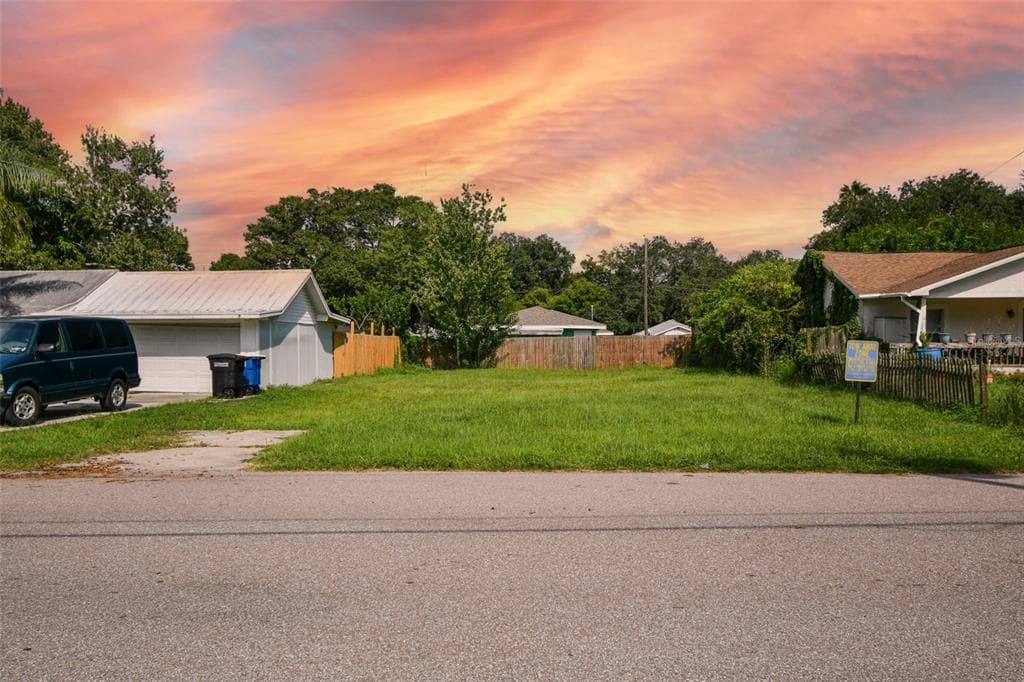 1923 CHENANGO AVENUE CLEARWATER, FL 33755