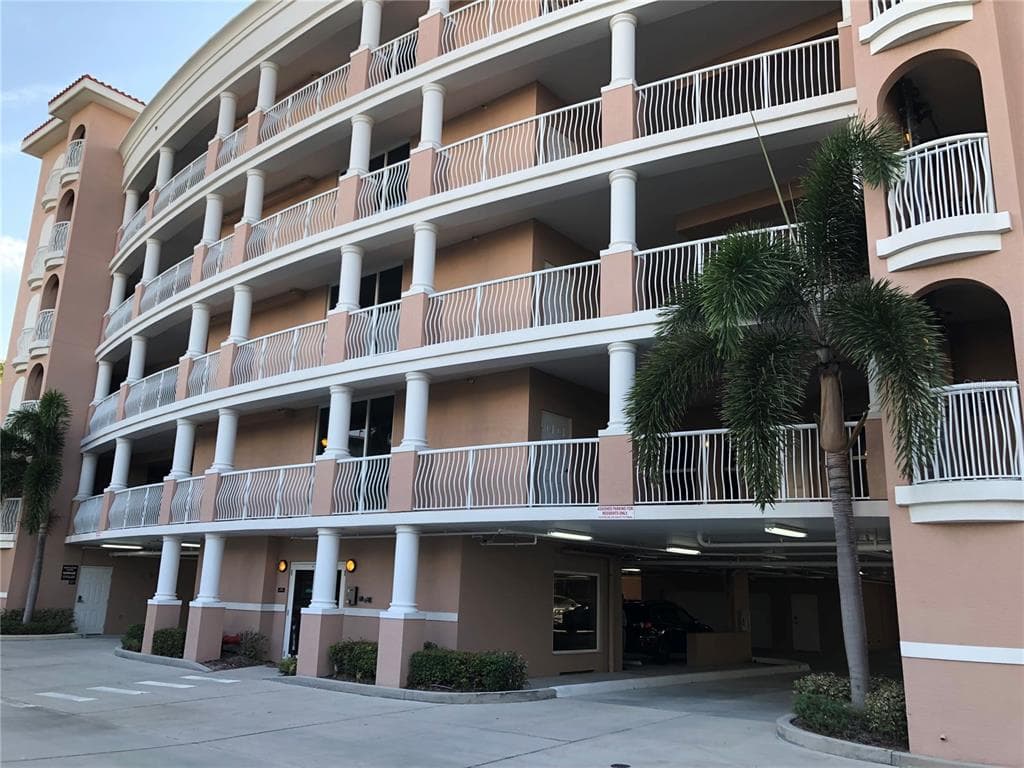 3805 GULF BOULEVARD UNIT 203 ST PETE BEACH, FL 33706