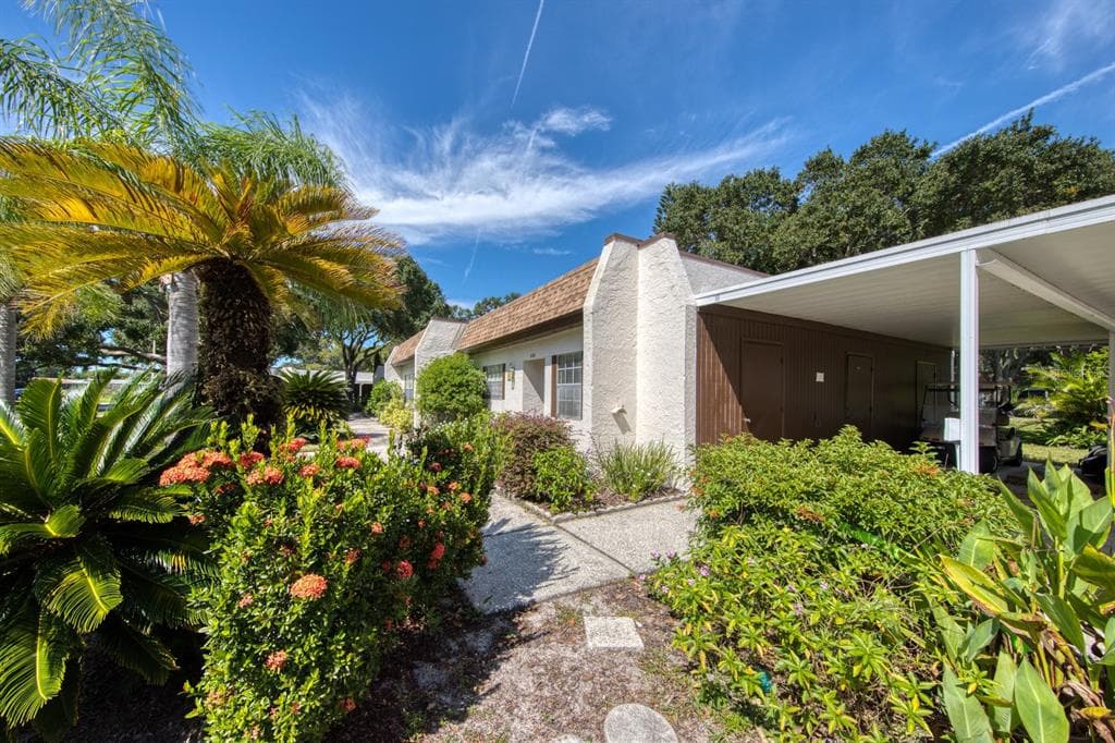 3143 MISSION GROVE DRIVE UNIT c PALM HARBOR, FL 34684