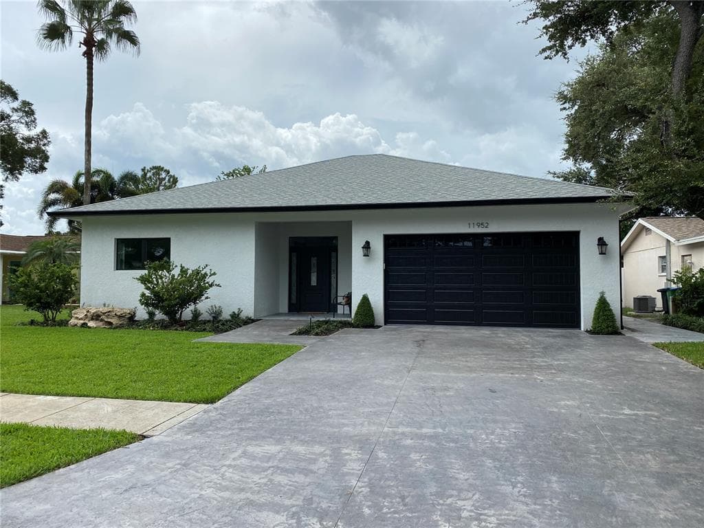 11952 104TH COURT SEMINOLE, FL 33778