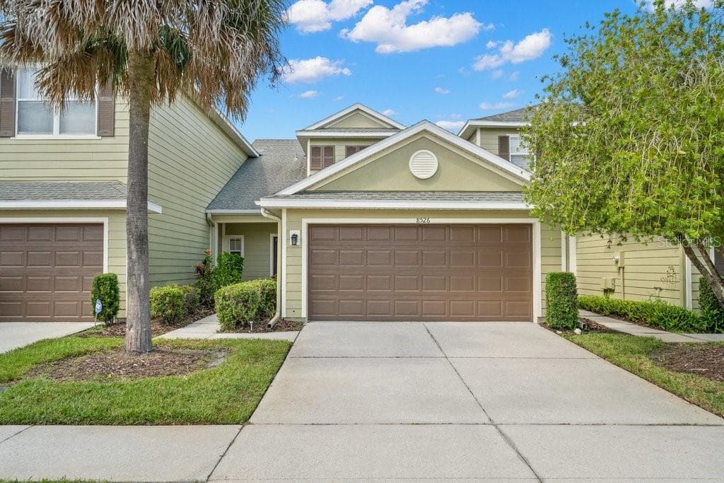 8526 SANDPIPER RIDGE AVENUE TAMPA, FL 33647