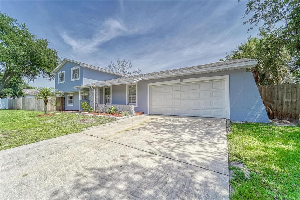 202 VAN GOGH CIRCLE BRANDON, FL 33511