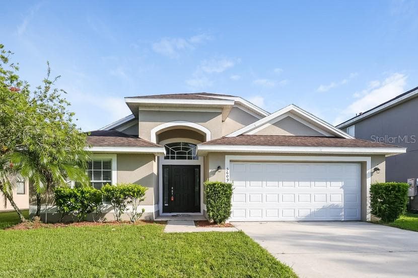 5609 ESCALANTE CANYON DRIVE KISSIMMEE, FL 34758