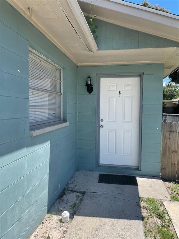6604 S FAUL STREET UNIT B TAMPA, FL 33616