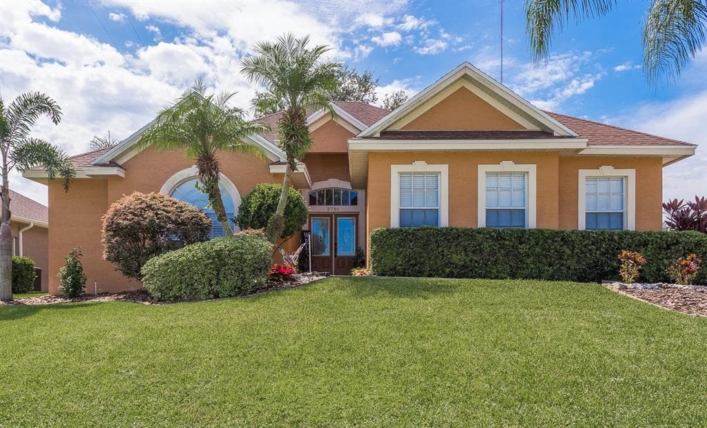 2780 HIGHLANDS CREEK DRIVE LAKELAND, FL 33813
