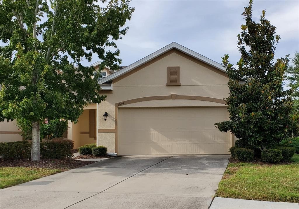 1054 ORCA COURT HOLIDAY, FL 34691