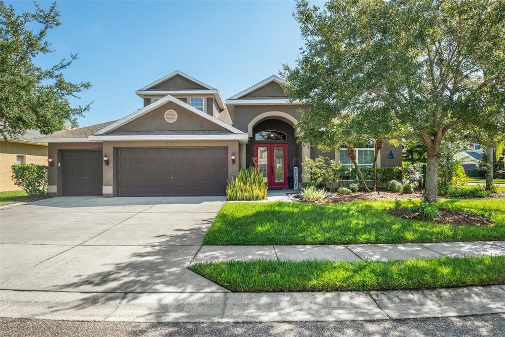 4632 ROYAL BIRKDALE WAY WESLEY CHAPEL, FL 33543