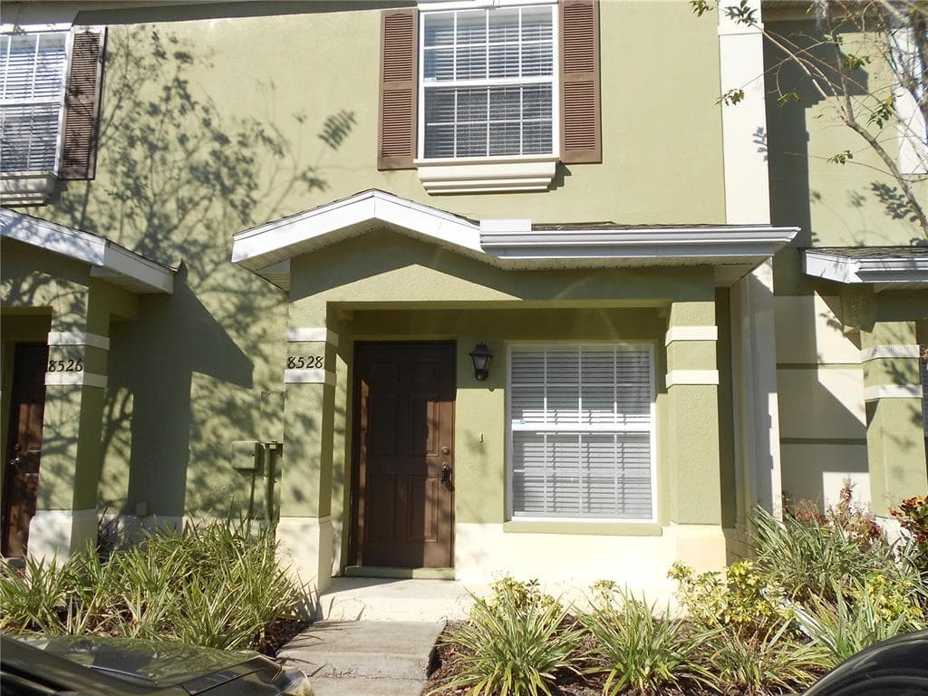 8528 BRUSHLEAF WAY TAMPA, FL 33647