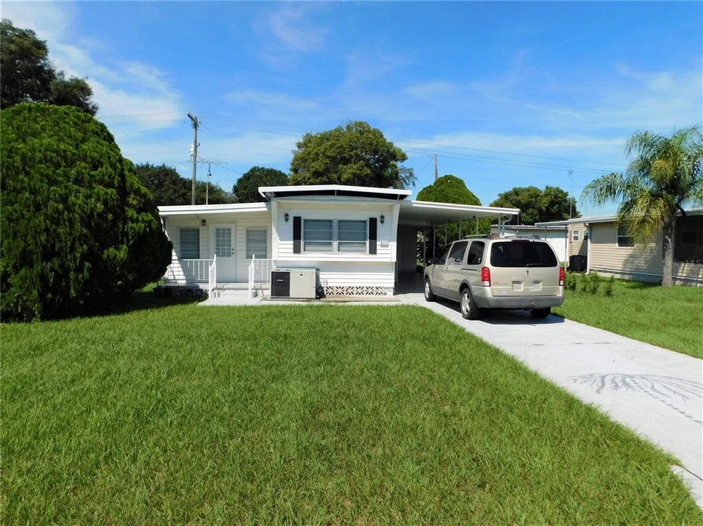 5111 CURRAN STREET ZEPHYRHILLS, FL 33542