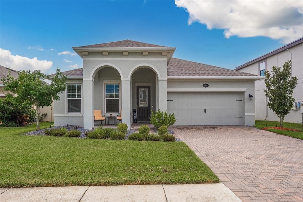 1121 LORAPETALUM LANE LUTZ, FL 33558