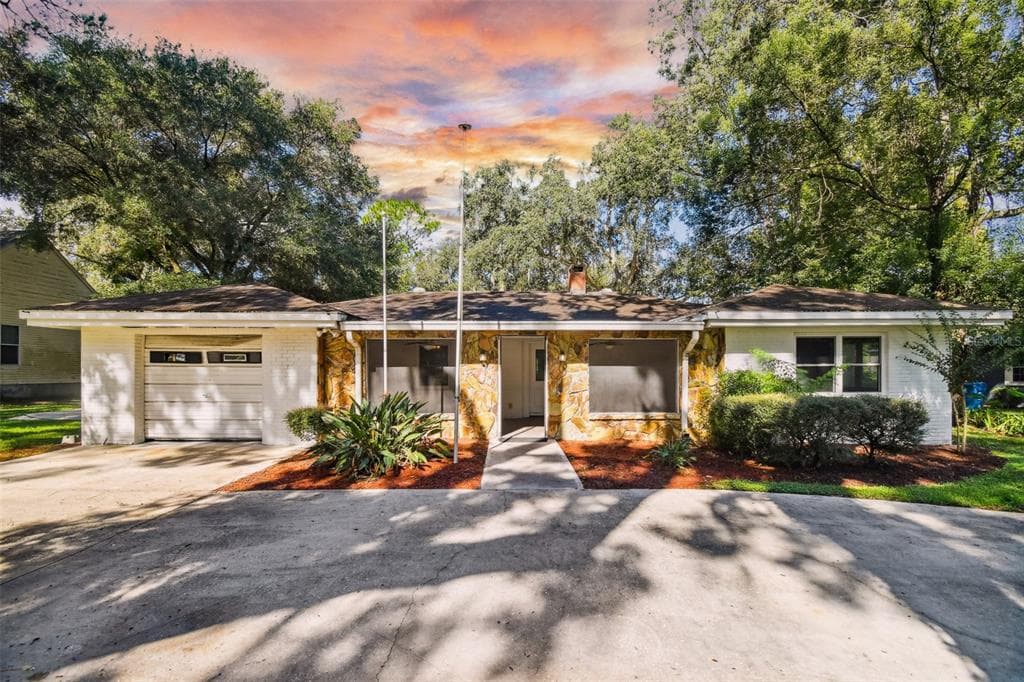 5139 LAKEWOOD DRIVE RIDGE MANOR, FL 33523