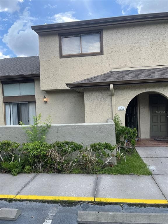 6262 142ND AVENUE N UNIT 602 CLEARWATER, FL 33760