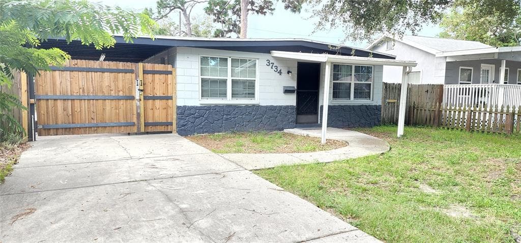 3734 40TH AVENUE N ST PETERSBURG, FL 33714