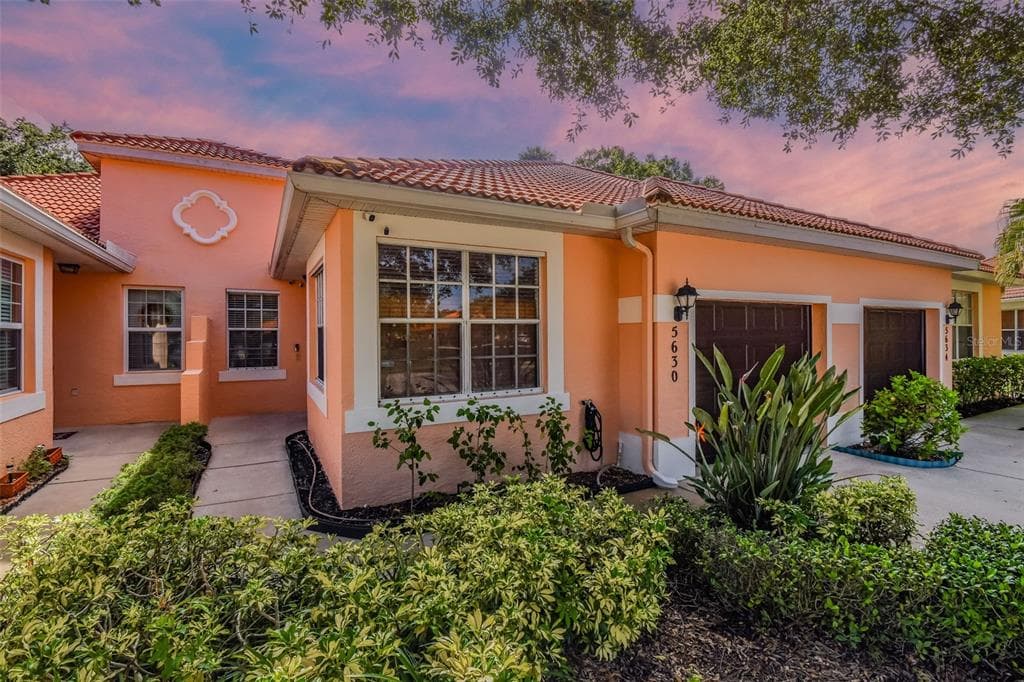5630 CORTINA LANE PALMETTO, FL 34221