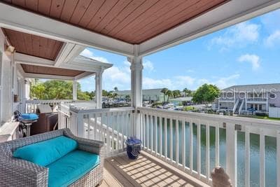 4814 BEACH DRIVE SE UNIT F ST PETERSBURG, FL 33705