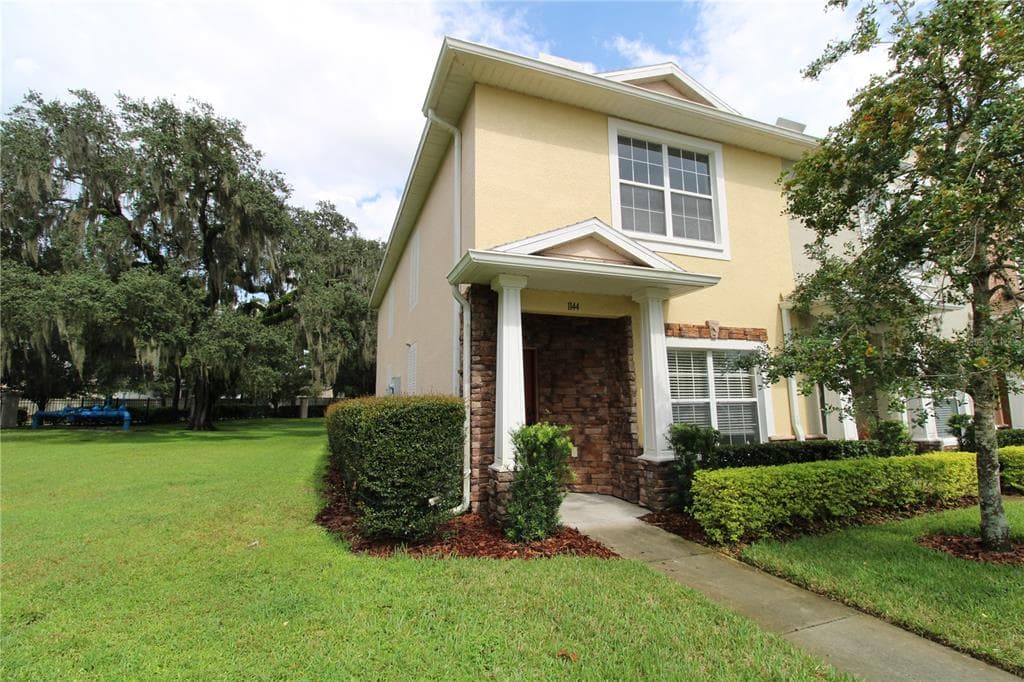 1144 HILLHURST DRIVE WESLEY CHAPEL, FL 33543