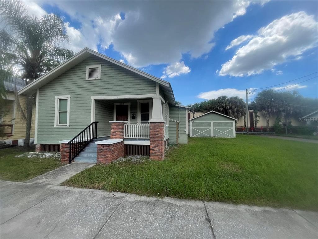 1601 E 15TH AVENUE TAMPA, FL 33605