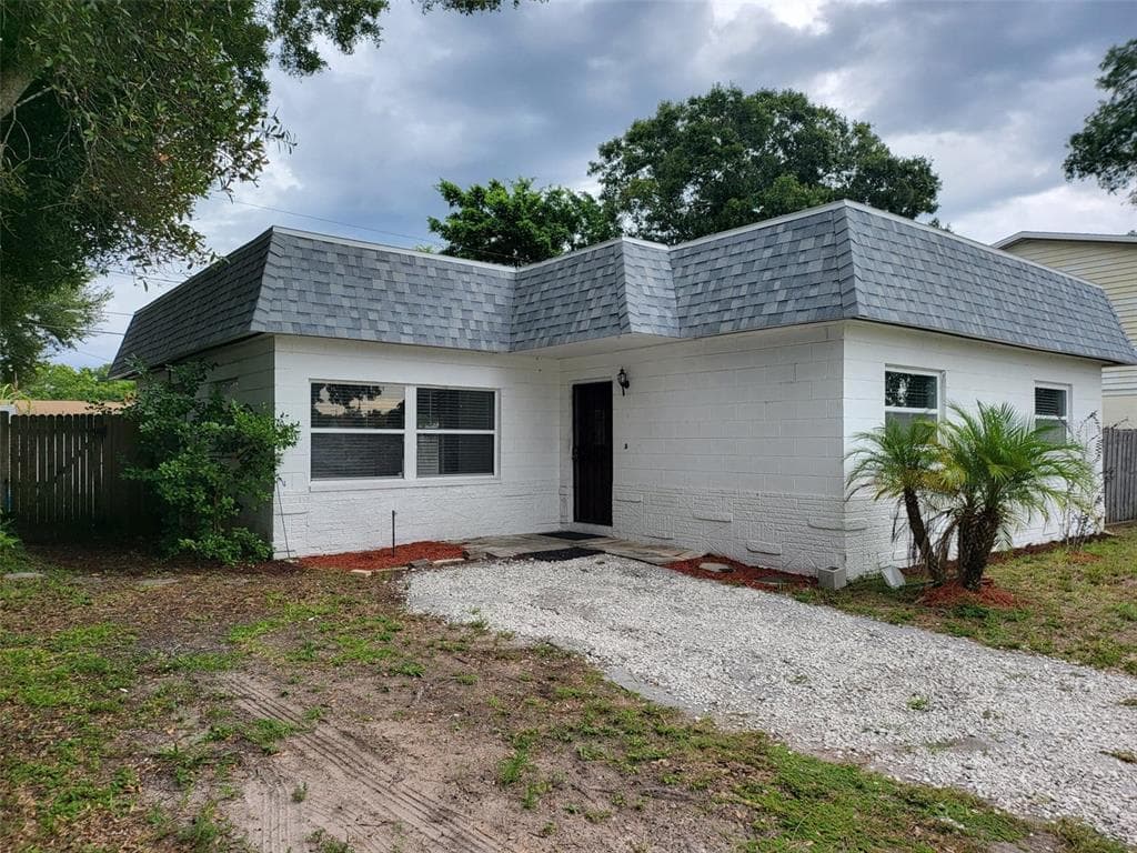 5551 64TH AVENUE N PINELLAS PARK, FL 33781