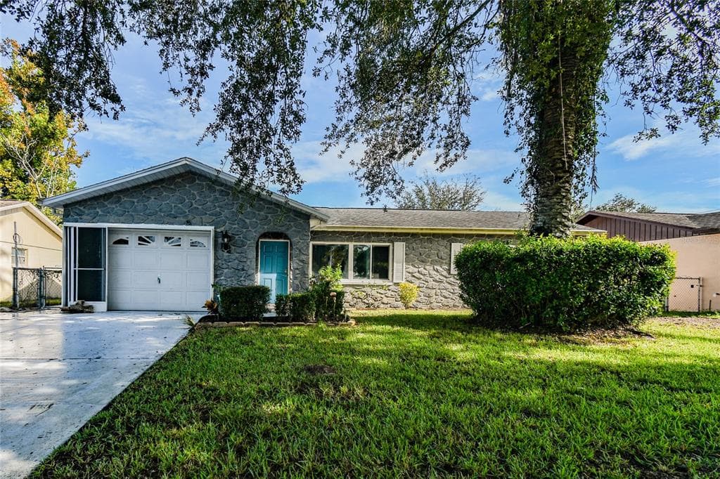 6437 BALDWYN AVENUE NEW PORT RICHEY, FL 34653