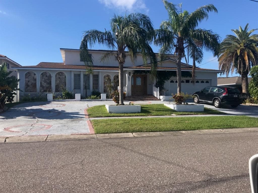 451 PALM ISLAND NE CLEARWATER, FL 33767