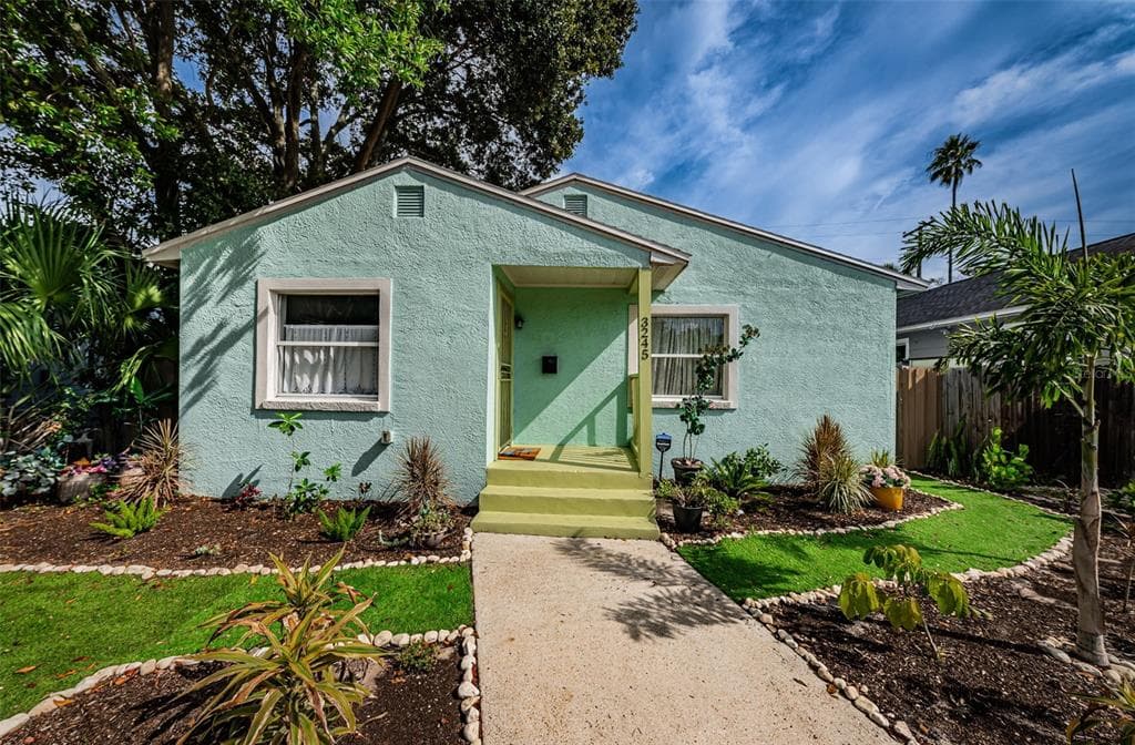 3245 4TH AVENUE S ST PETERSBURG, FL 33712