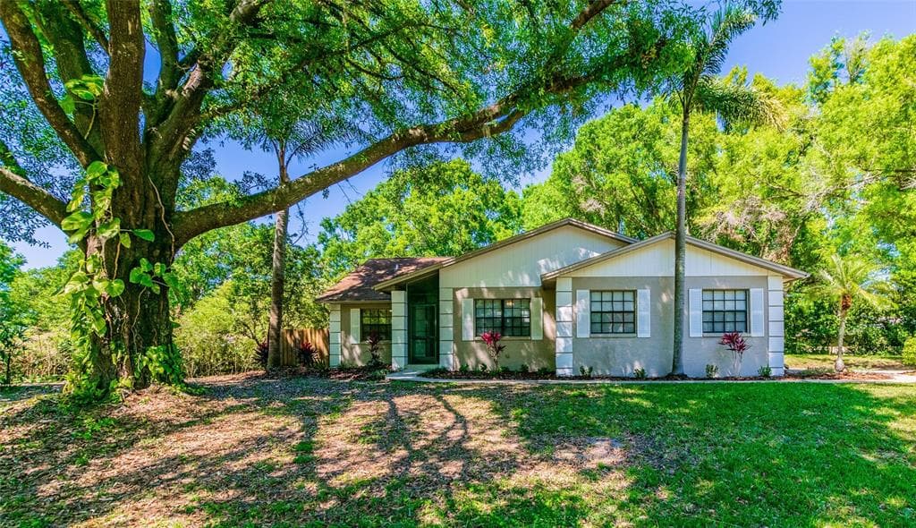 22373 STILLWOOD DRIVE LAND O LAKES, FL 34639