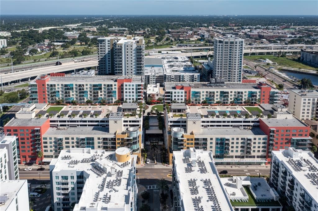 1120 E KENNEDY BOULEVARD UNIT 926