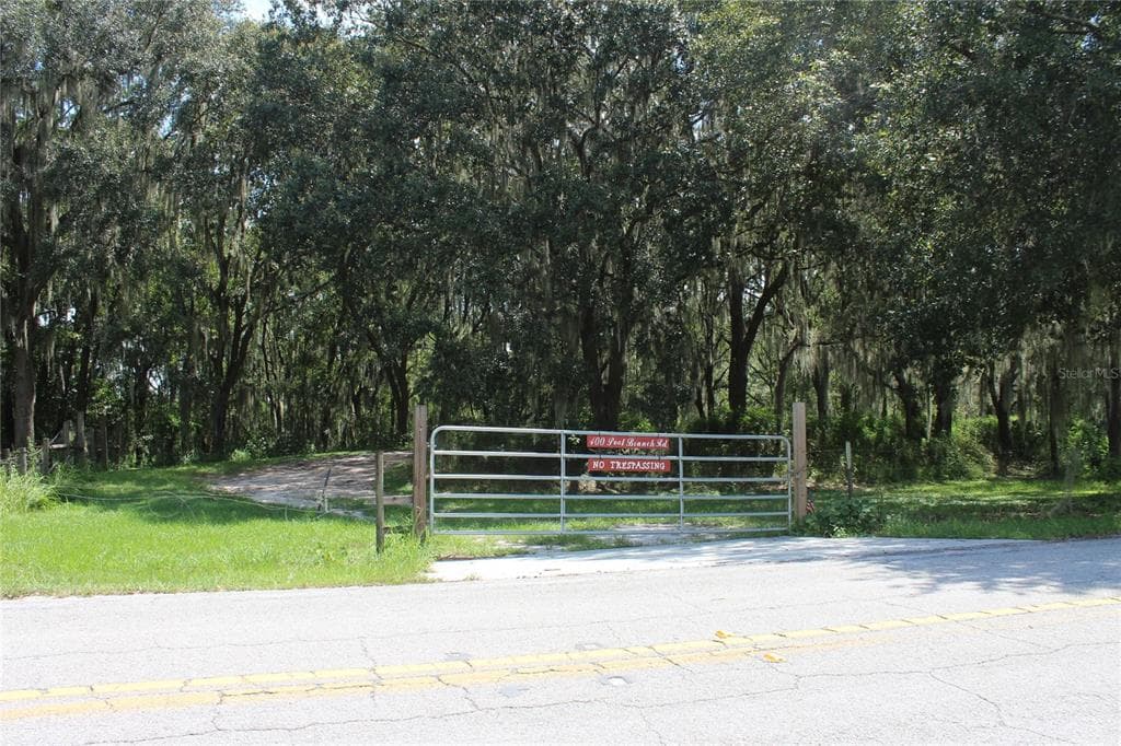 400 POOL BRANCH ROAD FORT MEADE, FL 33841