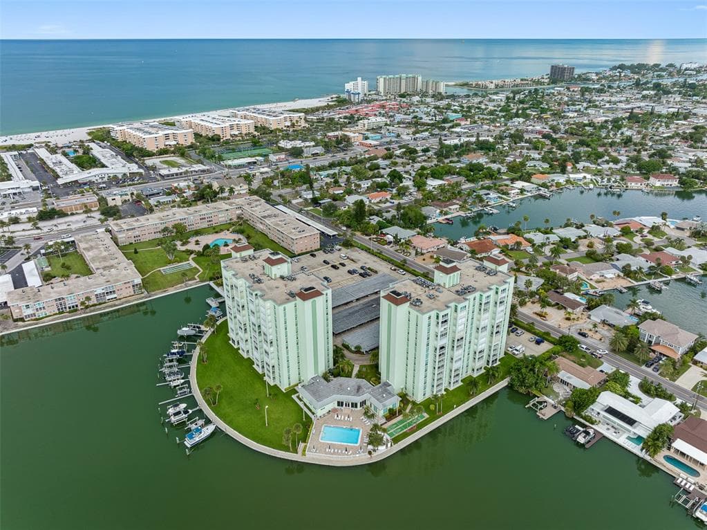 400 64TH AVENUE UNIT 1102 ST PETE BEACH, FL 33706