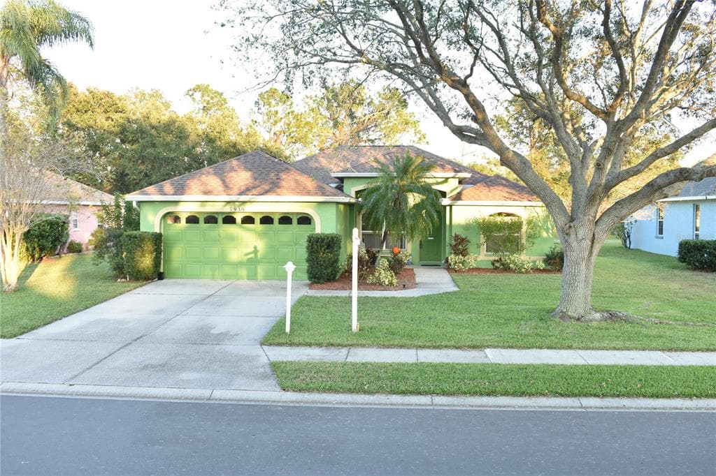 7930 49TH AVENUE E BRADENTON, FL 34203