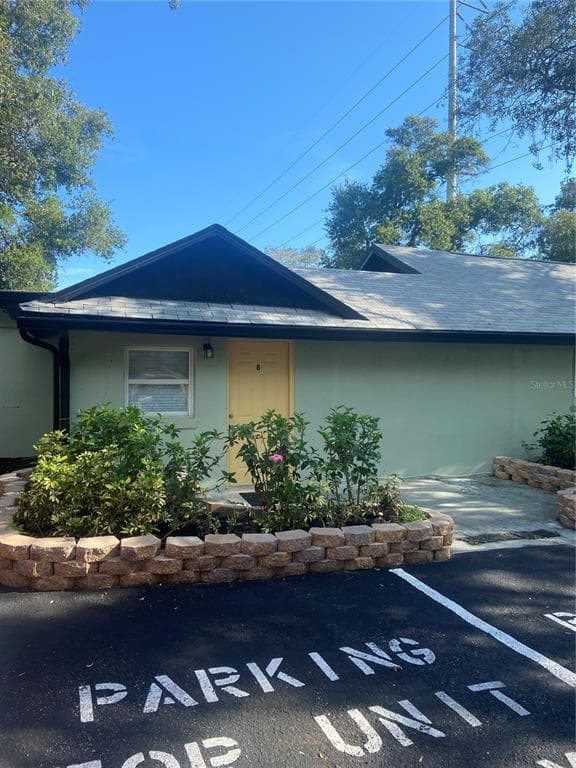 1010 S MARTIN LUTHER KING JR AVENUE UNIT B CLEARWATER, FL 33756