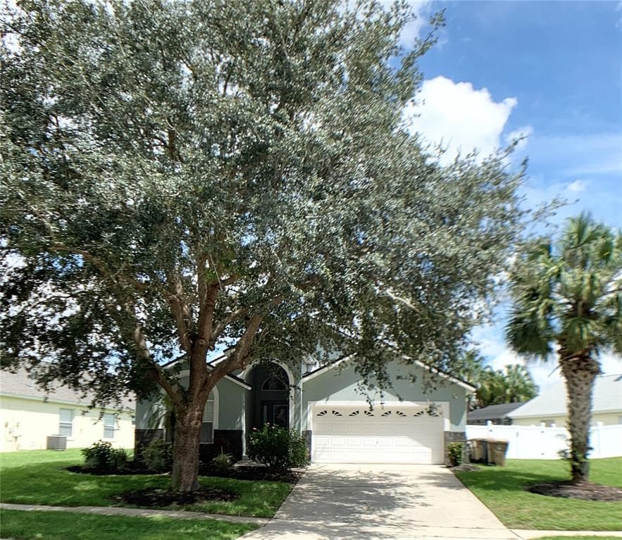 2614 ONEIDA LOOP KISSIMMEE, FL 34747