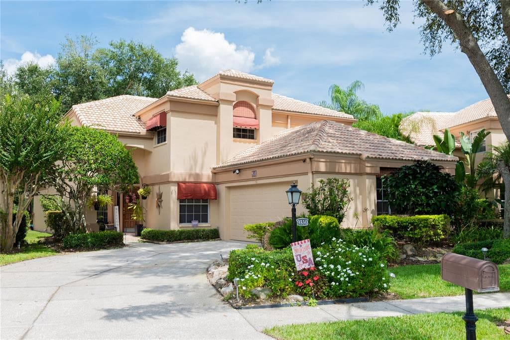 9330 FAIRWAY LAKES COURT TAMPA, FL 33647