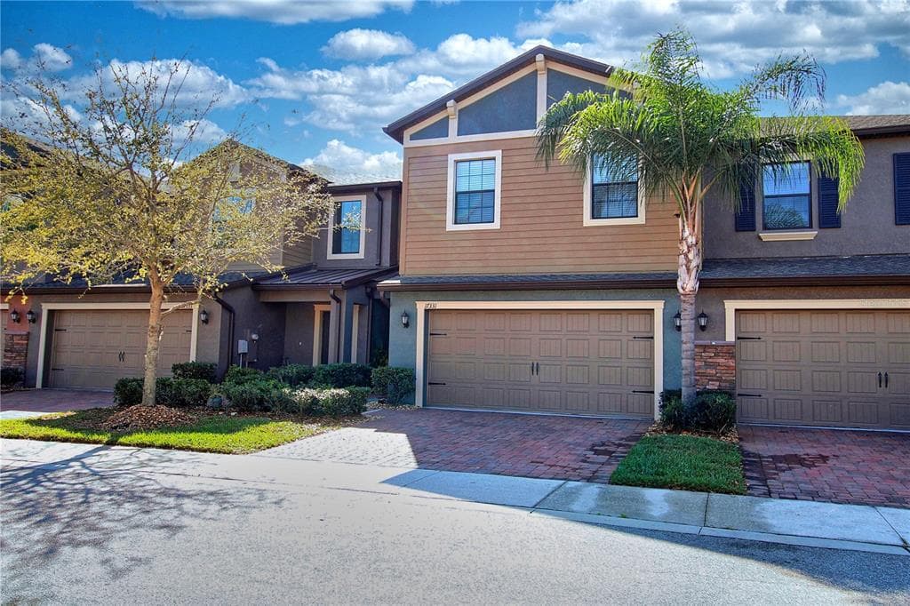 17331 OLD TOBACCO ROAD LUTZ, FL 33558