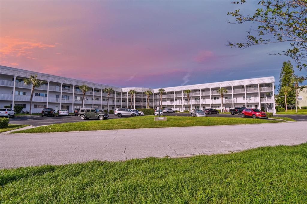 2450 CANADIAN WAY UNIT 58 CLEARWATER, FL 33763
