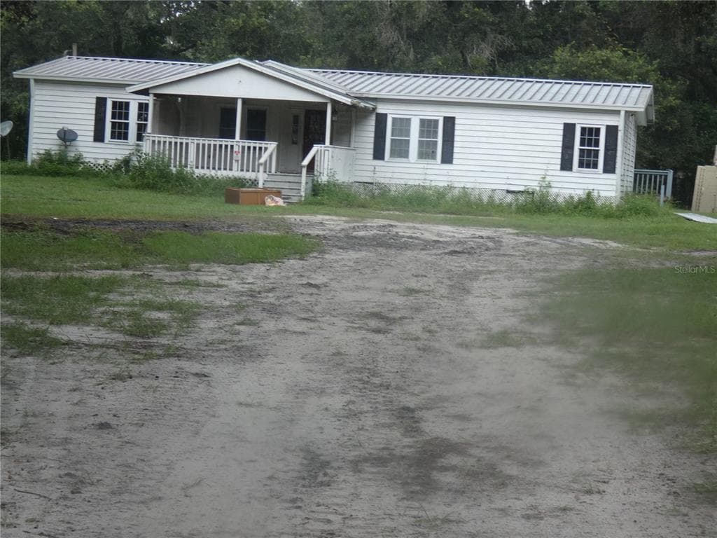 39305 TUCKER ROAD ZEPHYRHILLS, FL 33542