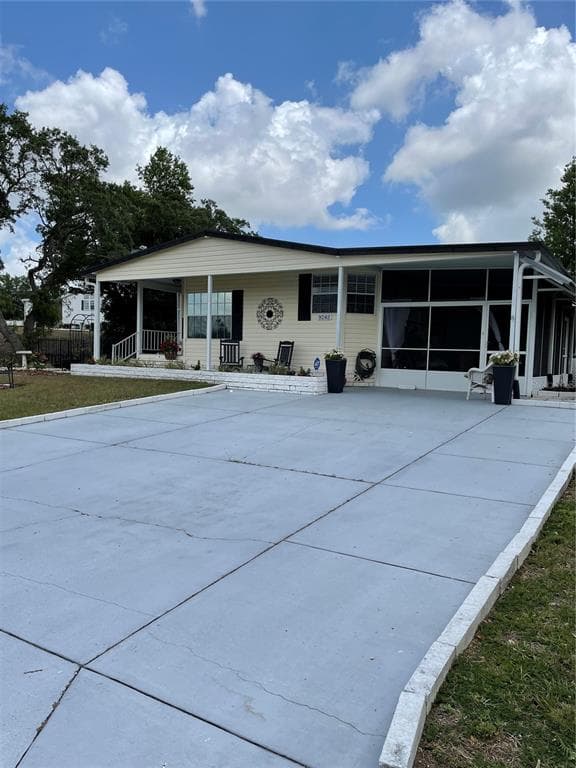 9242 DENMARSH DRIVE BROOKSVILLE, FL 34613