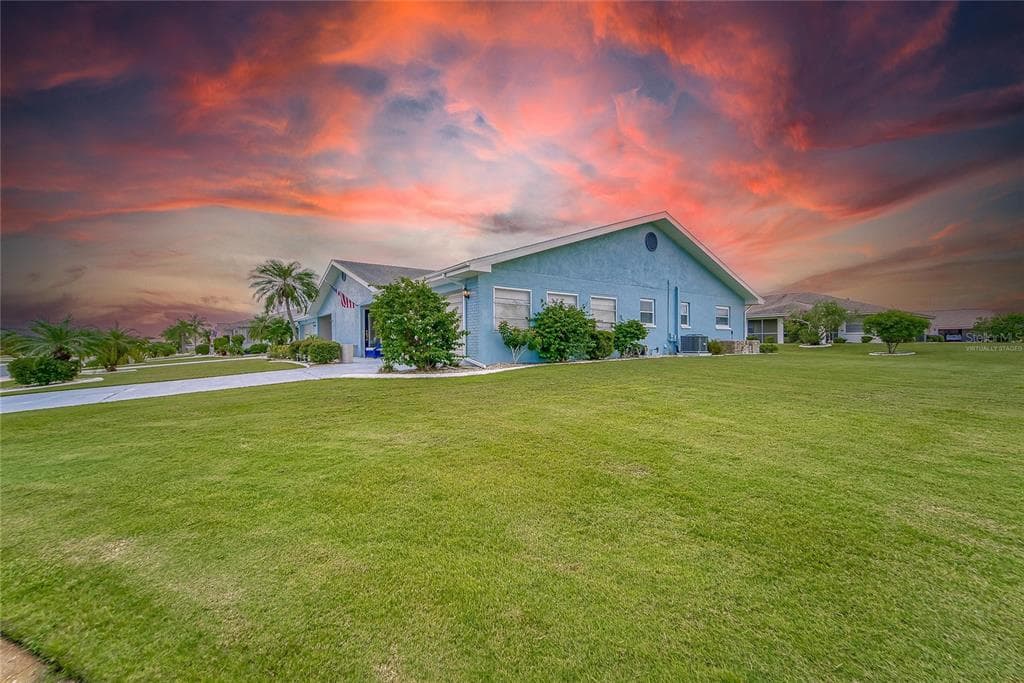 1805 ADREAN PLACE SUN CITY CENTER, FL 33573