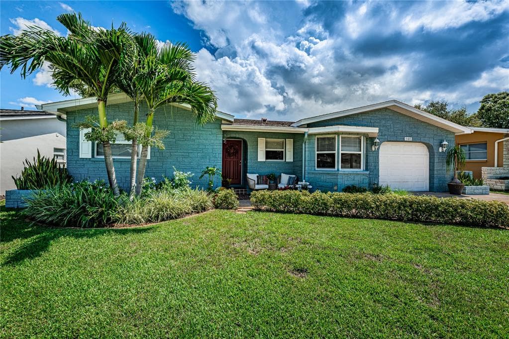 940 WICKS DRIVE PALM HARBOR, FL 34684
