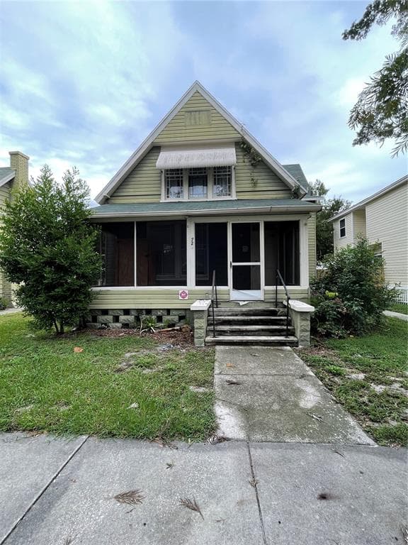 727 DARTMOOR STREET N UNIT 1 ST PETERSBURG, FL 33701