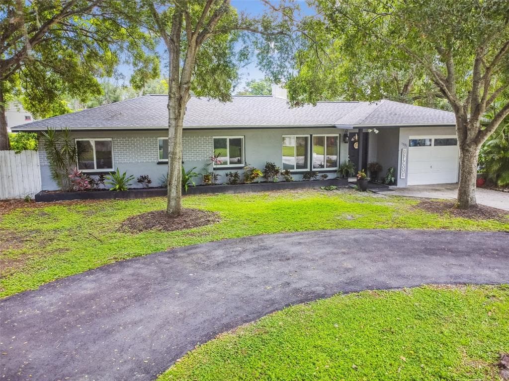 1531 MEADOW DALE DRIVE CLEARWATER, FL 33764