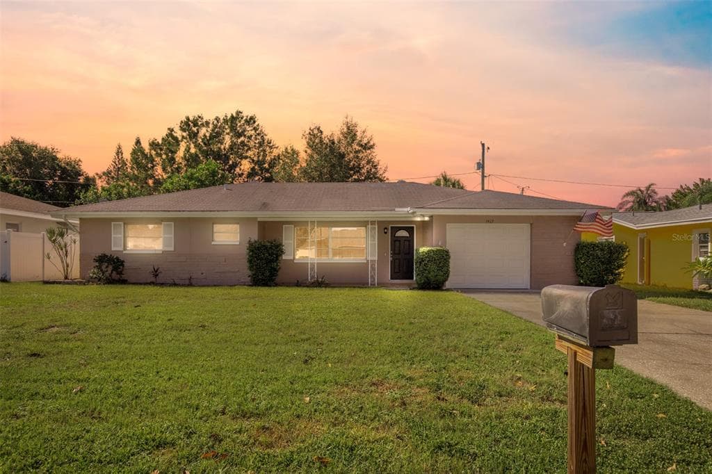1413 SEABREEZE STREET CLEARWATER, FL 33756