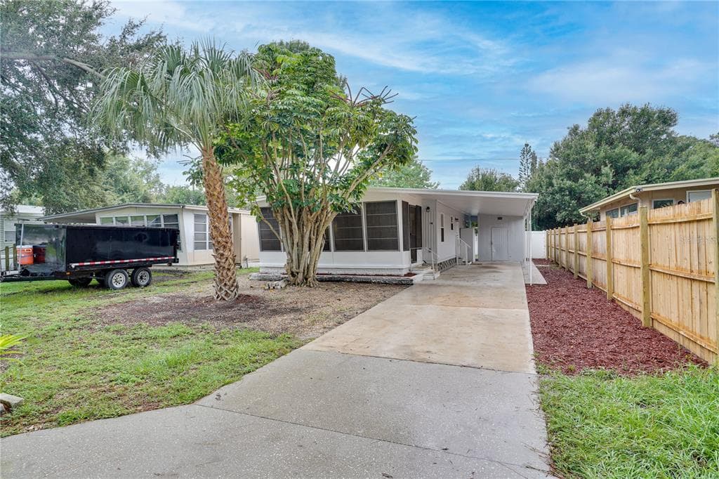 5120 76TH STREET N ST PETERSBURG, FL 33709
