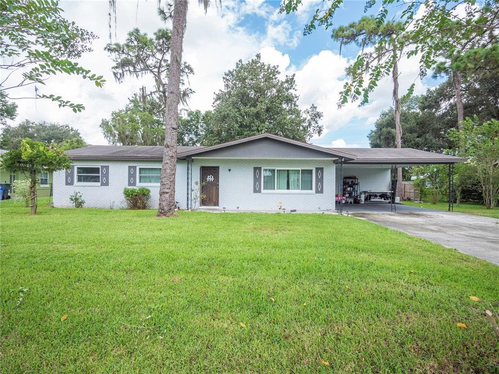 3412 LORI LANE N LAKELAND, FL 33801