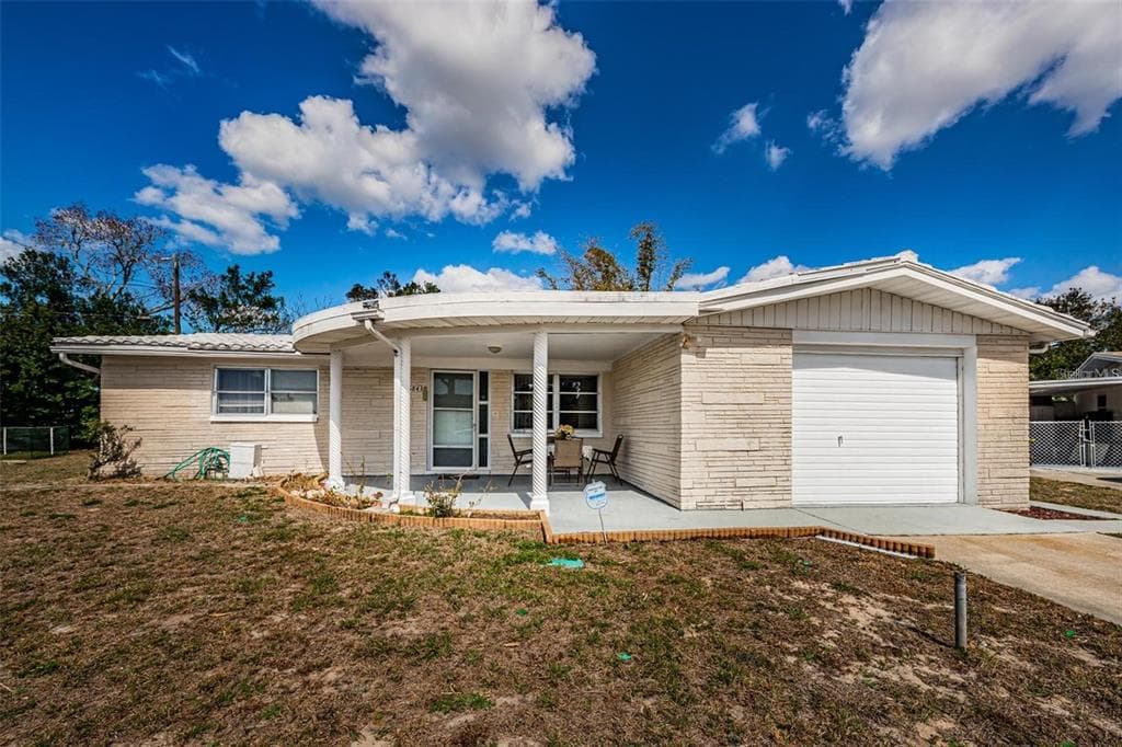 4843 CALAIS DRIVE HOLIDAY, FL 34690