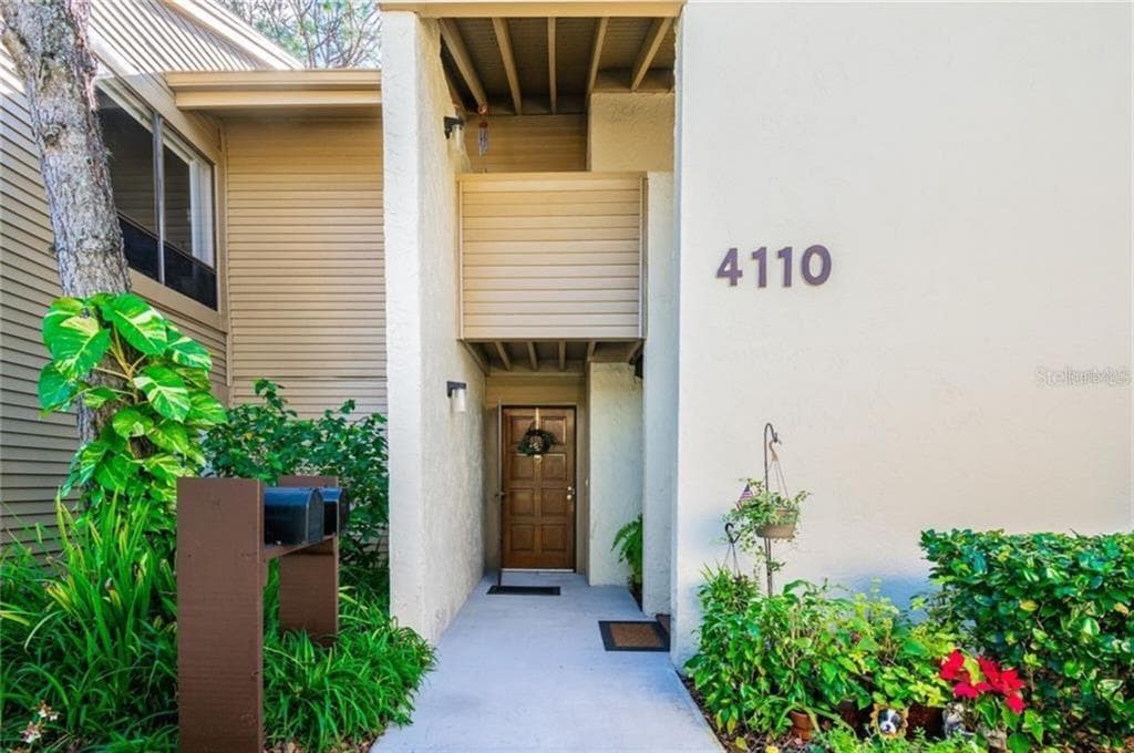 4110 PINELAKE LANE UNIT 101