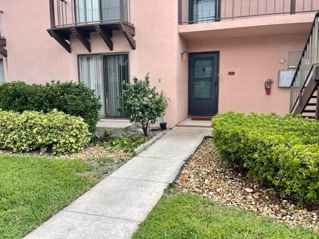 101 LA CASA LAKE WALES, FL 33898
