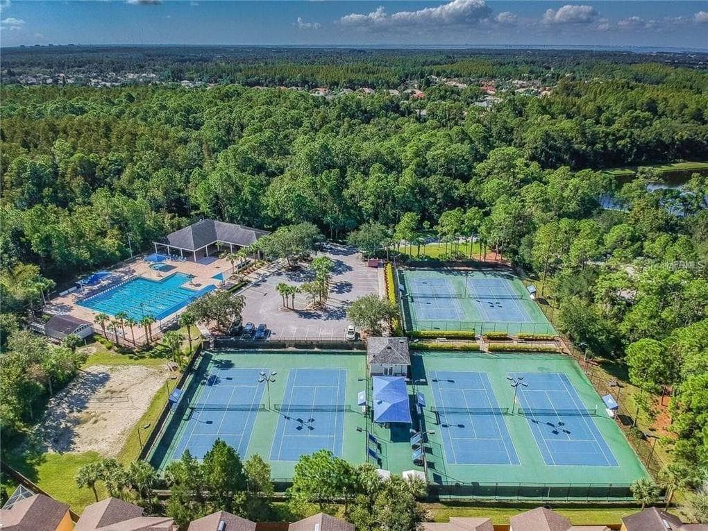 9909 NEW PARKE ROAD TAMPA, FL 33626